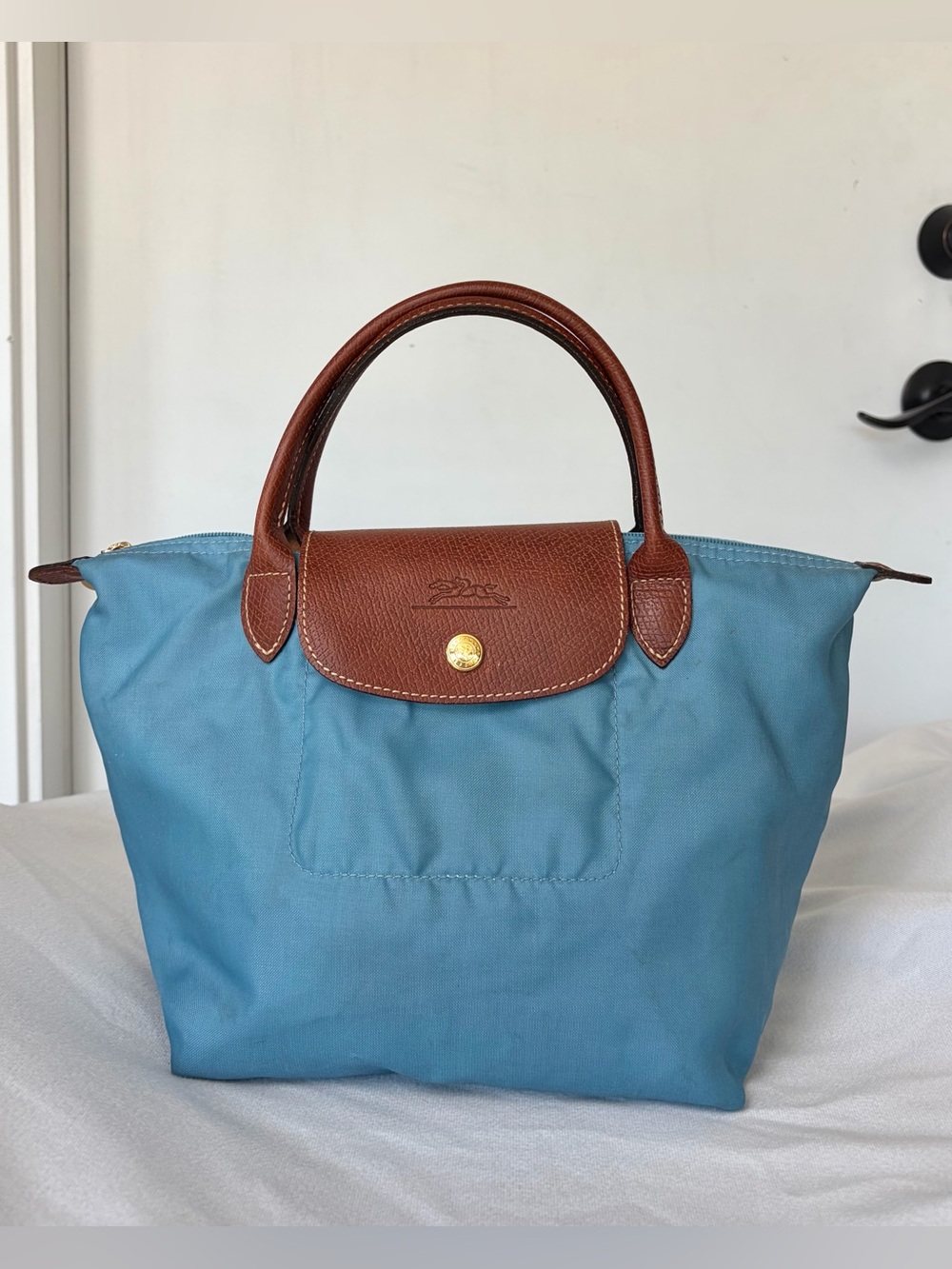 Longchamp Le Pliage Top-Handle Tote in Light Blue w Brown leather, GUC - Picture 2 of 16